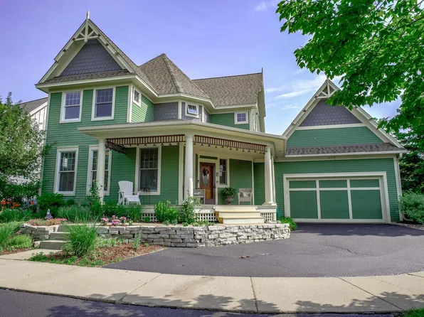 153 Rutherford Rd, Stillwater, MN 55082