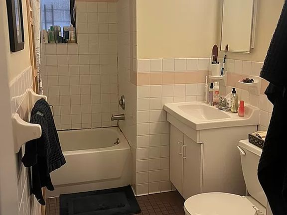 4th image of 2092 Frederick Douglass Blvd APT 3C