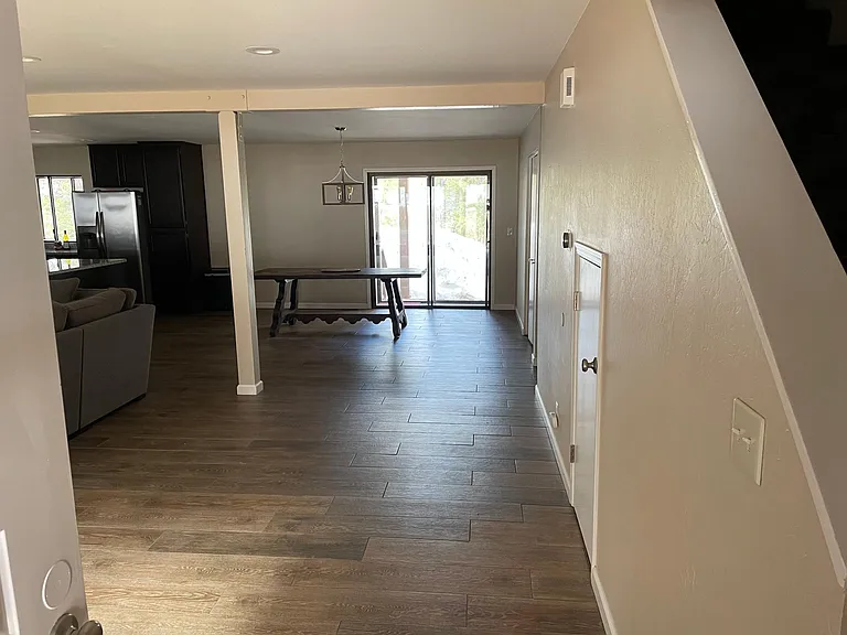 11361 Zermatt Dr — Photo 8