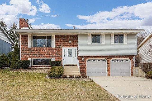 1st image of 170 Cambridge Ln