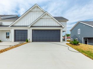 3227 Green Turtle Ln NE, Cleveland, TN 37323