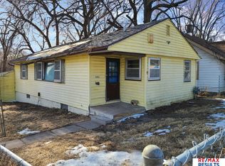 4051 Ames Ave, Omaha, NE 68111
