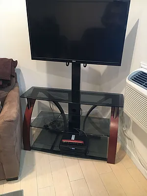 Rented by 18 REALTY | media 4