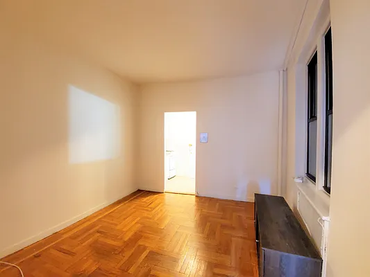 Rented by Douglas Elliman | media 9