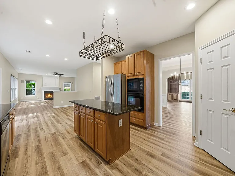 174 Ennisbrook Dr SE — Photo 14