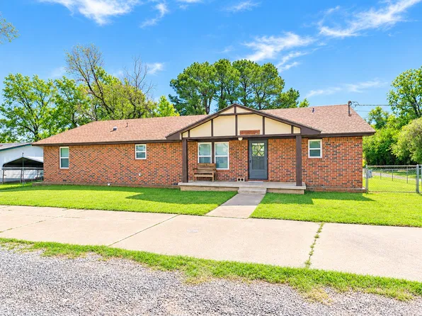 109435 S 4154th Rd, Checotah, OK 74426