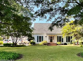 3459 E Wilson St, Farmville, NC 27828