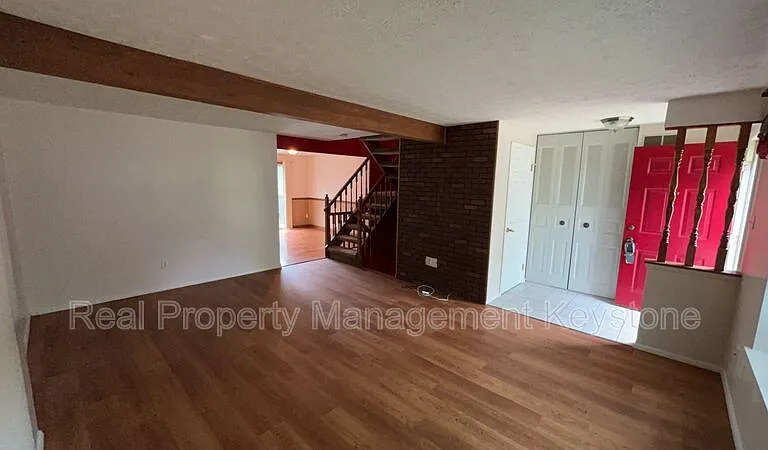 176 W Russets Cir — Photo 4