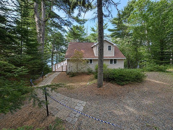 4th image of 131 Pioneer Farm Way