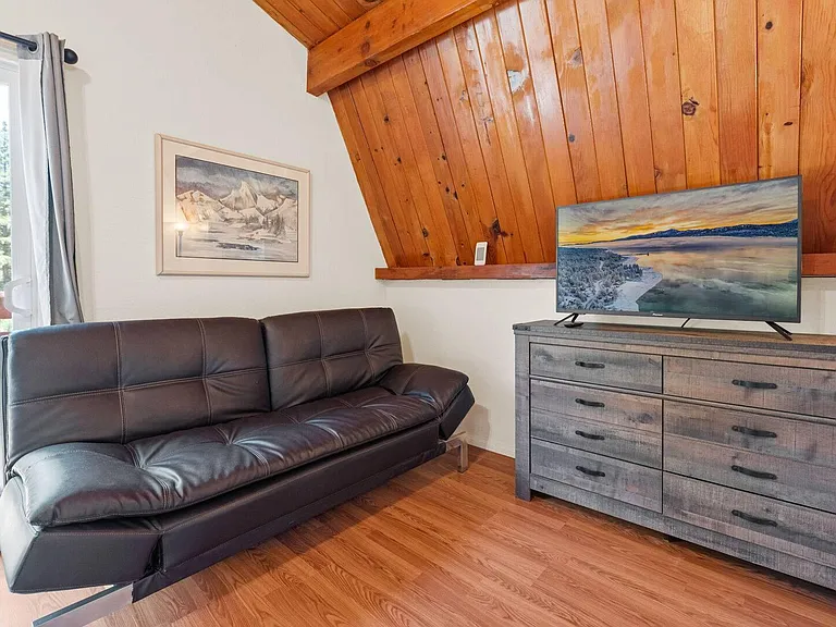 Mendocino Dr — Photo 16