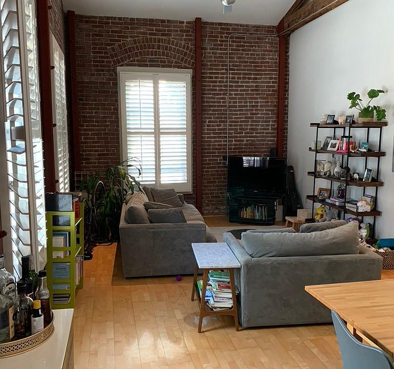 1st image of 400 Spear St APT 215
