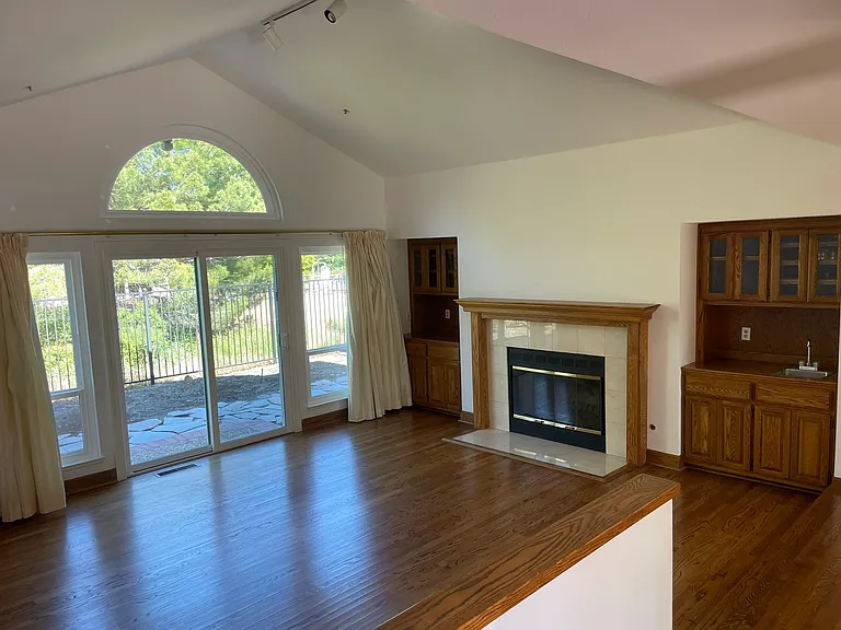 3 Carey Ct — Photo 2
