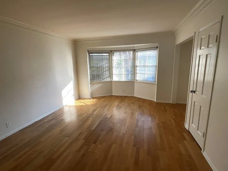 1 bed, 800 sqft, $2,595 — Photo 4