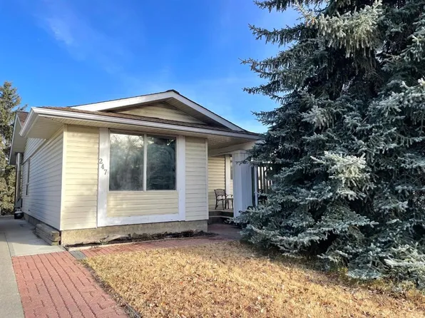 247 S Bracewood Rd SW, Calgary, AB T2W 3C2