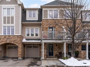 7 Sirente Dr #11, Hamilton, ON L9A 0B4