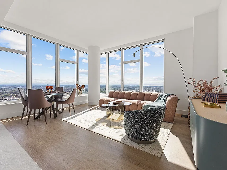 42-06 Orchard St #65G