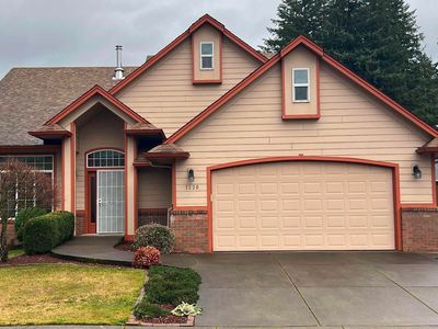 1220 SW 3rd Ave, Mill City, OR, 97360