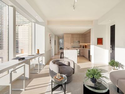 138 E 50th St APT 25A, New York, NY, 10022