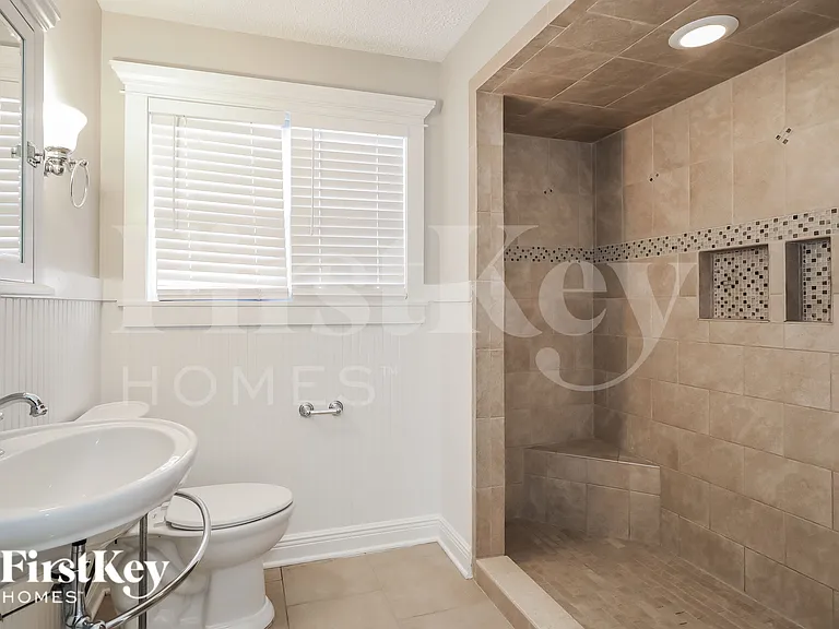 6181 Island Forest Dr — Photo 12