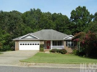 2066 Evergreen Dr, Newton, NC 28658