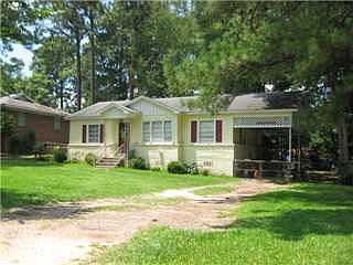 2nd image of 404 Hillside Dr