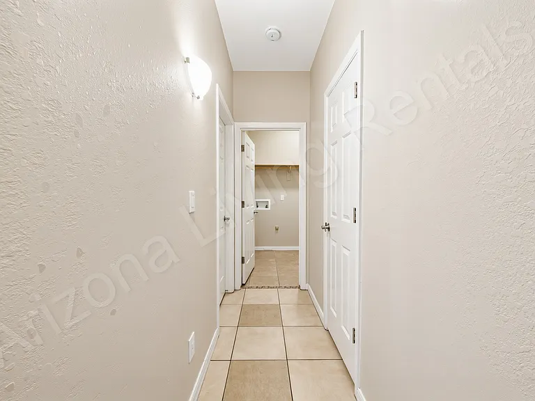 2085 Alan Ladd Dr — Photo 6