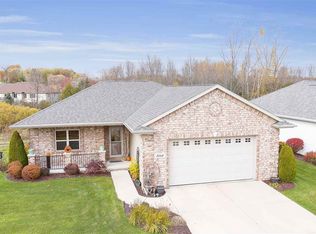 2068 Wisteria Cir, Green Bay, WI 54313