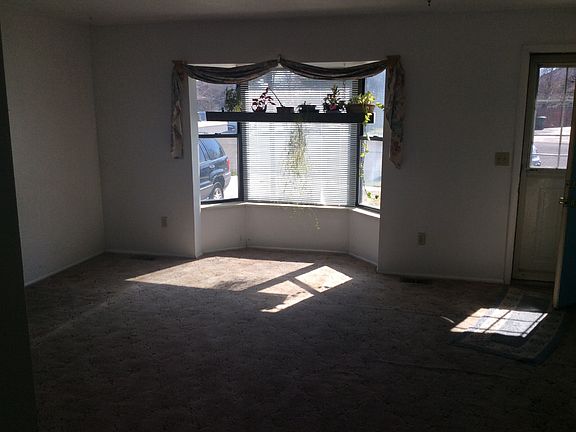 4th image of 4146 S Burkman Way