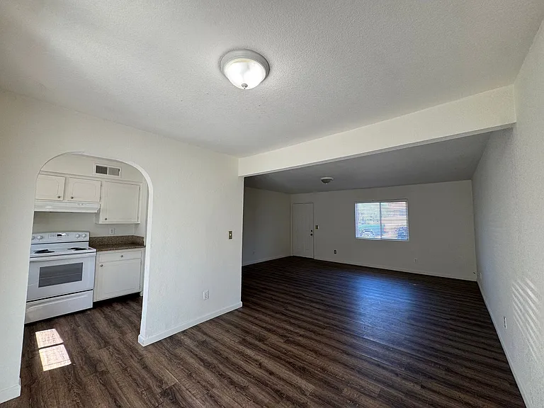 4853 E University Ave #101 — Photo 1
