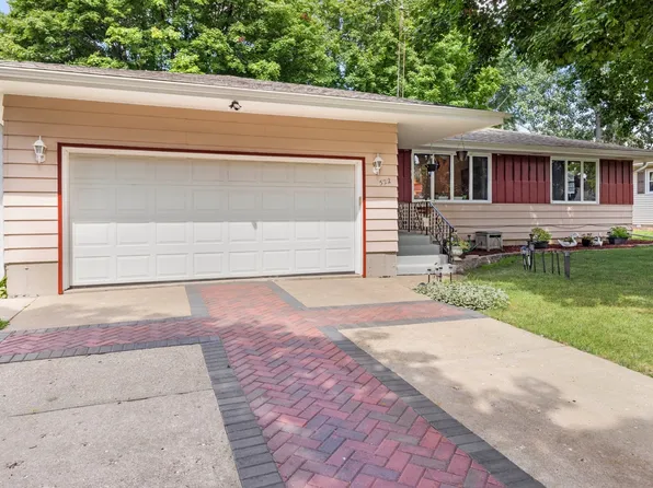 522 Glenwood Dr, Belvidere, IL 61008