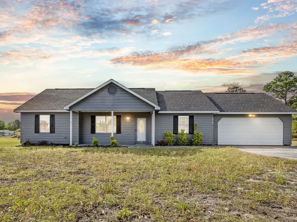 314 Dayrell Drive, Hubert, NC 28539