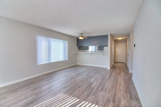 1365 Newport Ave #203 — Photo 4