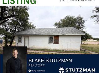 302 S Long St, Johnson, KS 67855