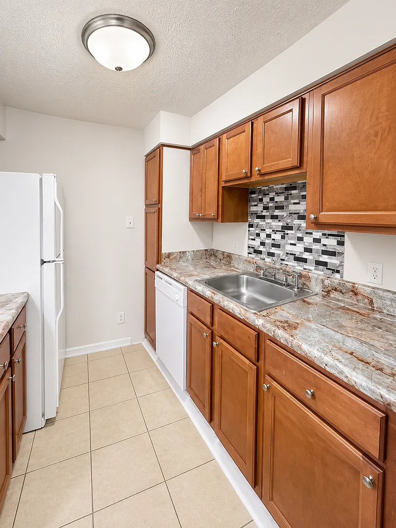 2 Bed / 2 Bath Condo. In Altamonte Springs, Available Now ! — Photo 4