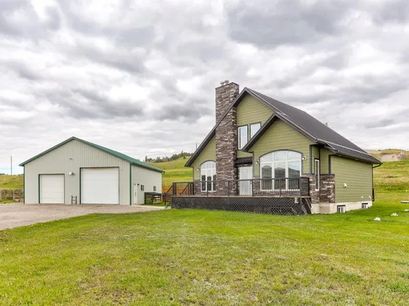 2222 S Township Road 7 #5, Lundbreck, AB T0K 0H0