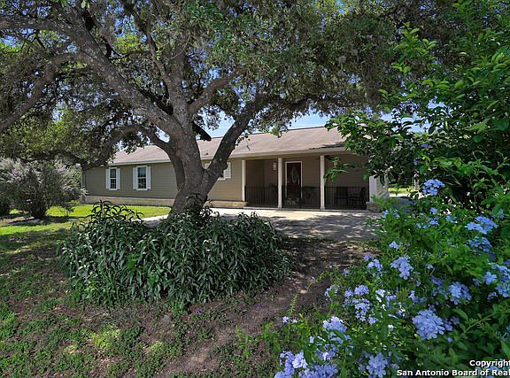 3rd image of 11945 Madrona St