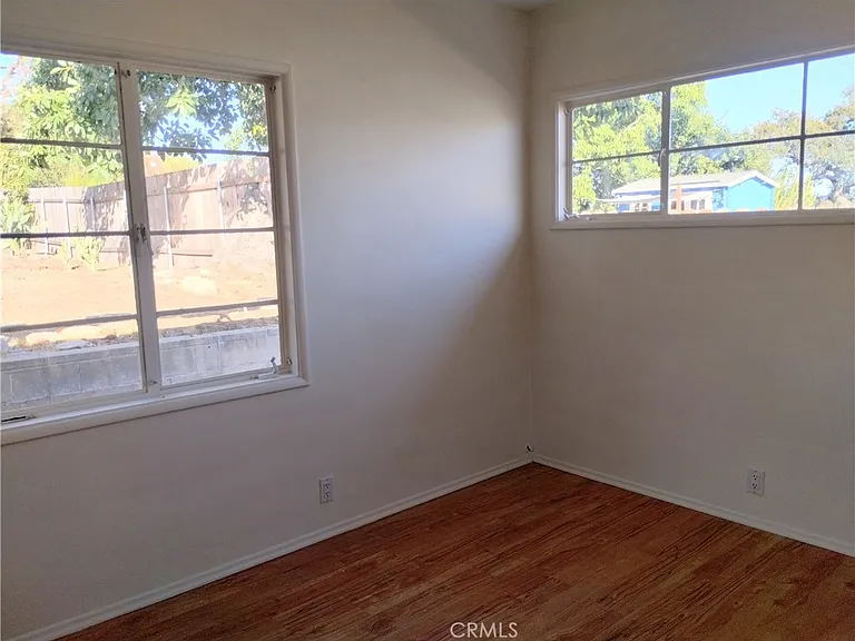374 Grand Ave — Photo 23