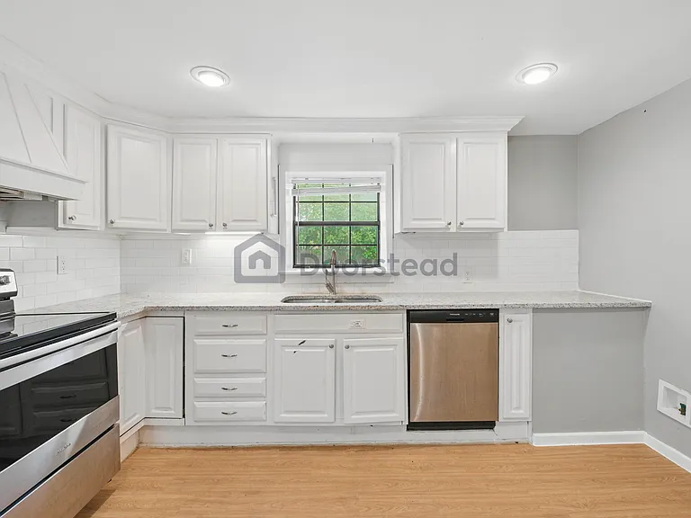 901 Kimbrough St — Photo 23