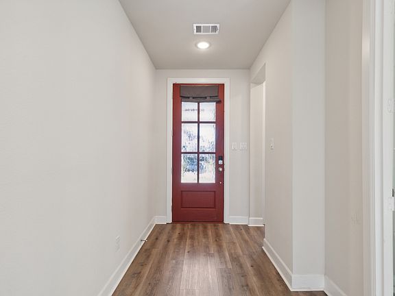 4th image of 2220 Autry Ln