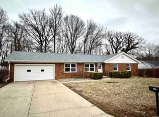 1251 Glenshiel Dr, Henderson, KY 42420