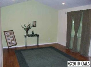 1807 Still Pond Ct, Charlotte, NC 28214