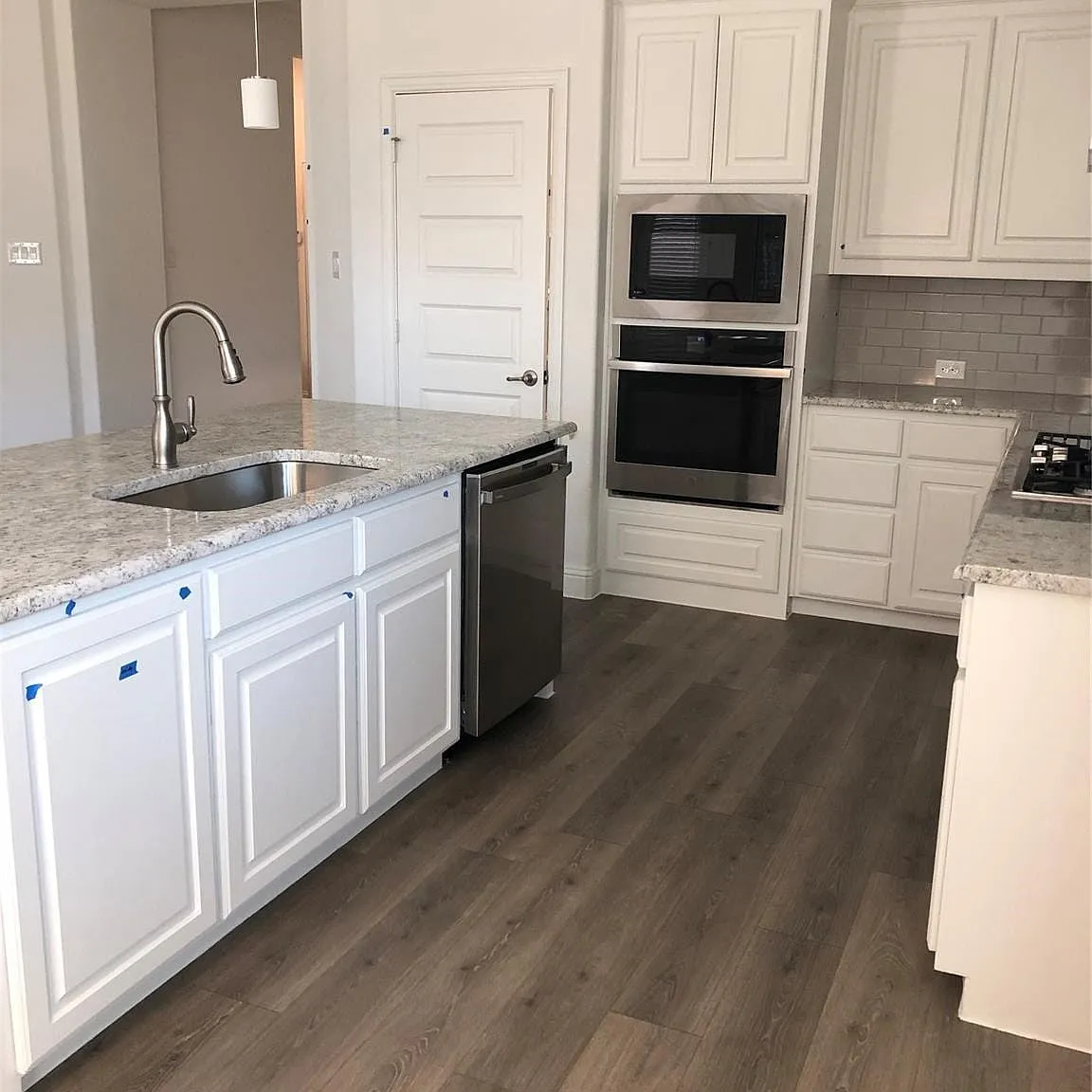 4 bed, 3.0 bath, 2348 sqft, $2,795 — Photo 4