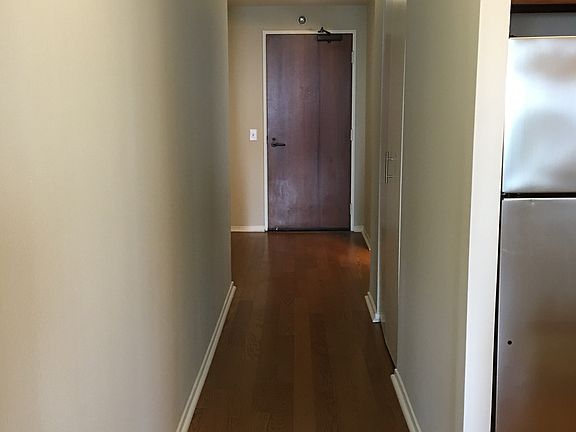 3rd image of 407 N McClurg Ct #420