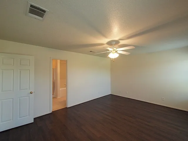 3812 Tiger Dr — Photo 8