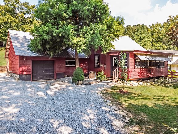 3rd image of 52205224 Asher Ln