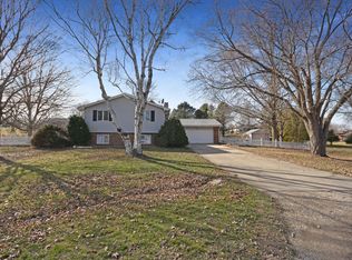 14678 Jupiter Ct, Bloomington, IL