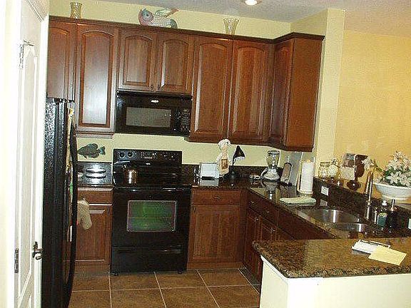 5th image of 35 Riverview Bnd S Unit 1823
