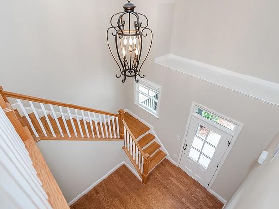 3rd image of 210 Cornerstone Dr