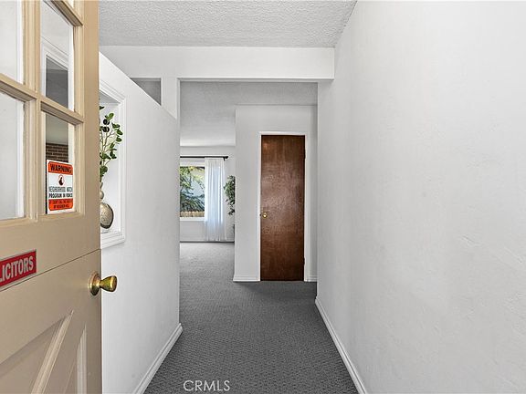 4th image of 127 Brandenburg Ln