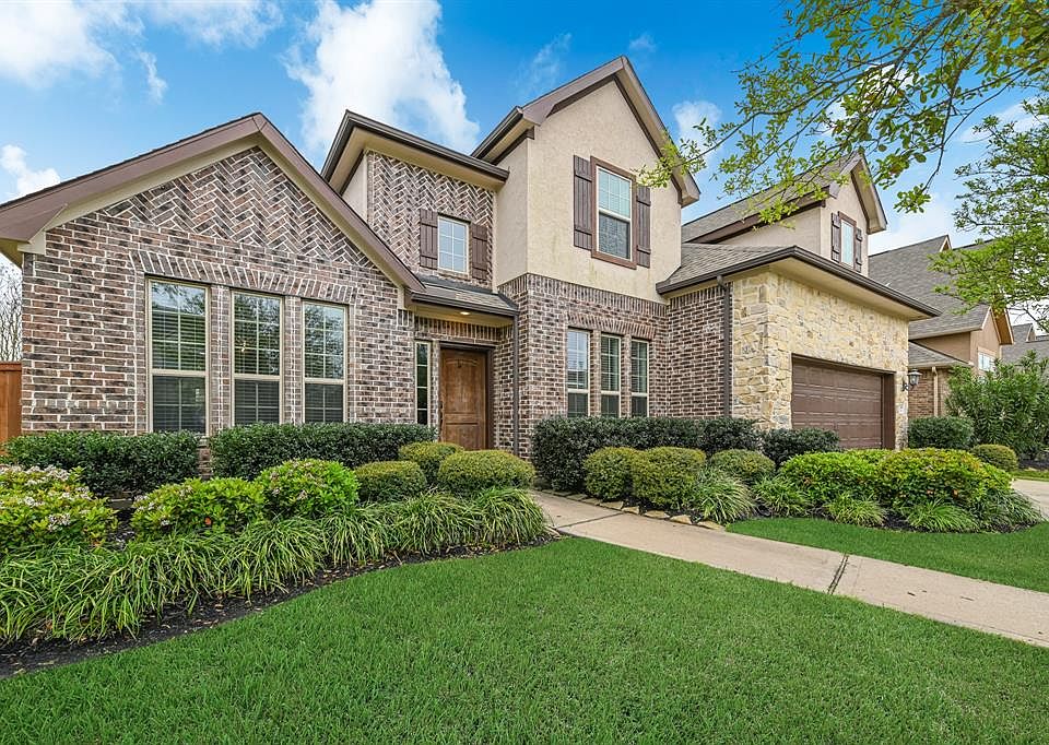 1st image of 17803 Creek Bluff Ln